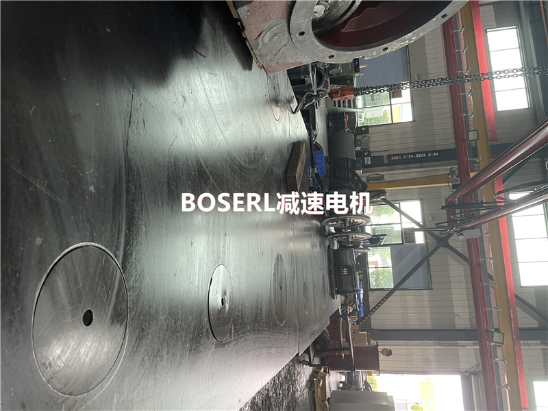 1690948276393461.jpg 齒輪減速機(jī)加電機(jī)