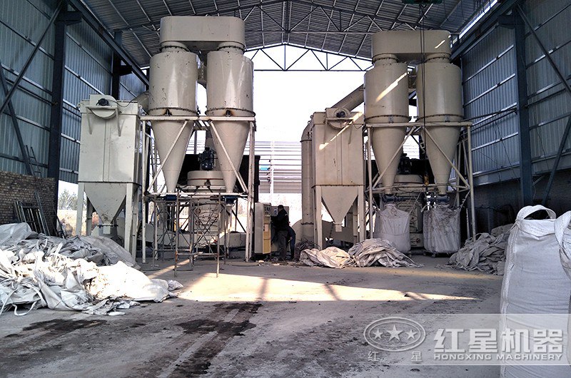 石灰石磨粉生產(chǎn)線現(xiàn)場