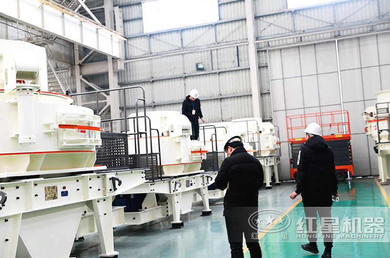 客戶來紅星機器考察制砂機