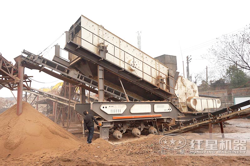 湖南株洲時(shí)產(chǎn)100噸建筑垃圾處理現(xiàn)場